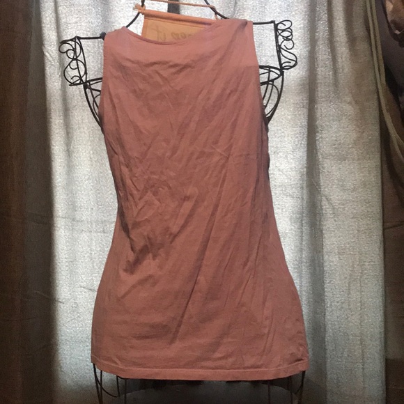 Top - Picture 2 of 4